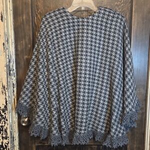 Handmade Elegant Gray Houndstooth Women's Sweater Poncho
